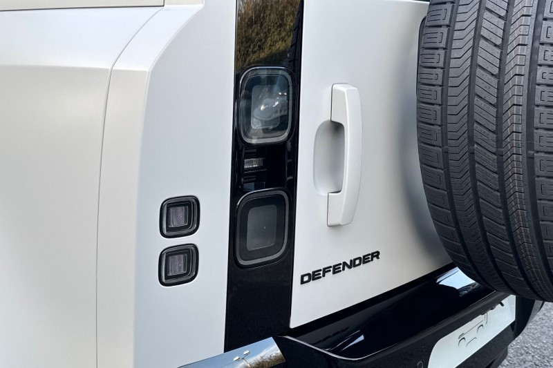  LAND ROVER DEFENDER 3.0 D350 X-Dynamic HSE 110 5dr Auto 5115704