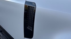 LAND ROVER DEFENDER 3.0 D350 X-Dynamic HSE 110 5dr Auto 5115705