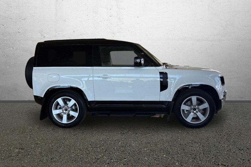  LAND ROVER DEFENDER 3.0 D250 X-Dynamic SE 90 3dr Auto [6 Seat] 5261241