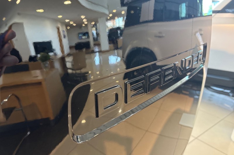  LAND ROVER DEFENDER 3.0 D250 X-Dynamic SE 90 3dr Auto [6 Seat] 5261285