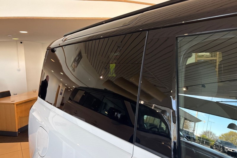  LAND ROVER DEFENDER 3.0 D250 X-Dynamic SE 90 3dr Auto [6 Seat] 5261291