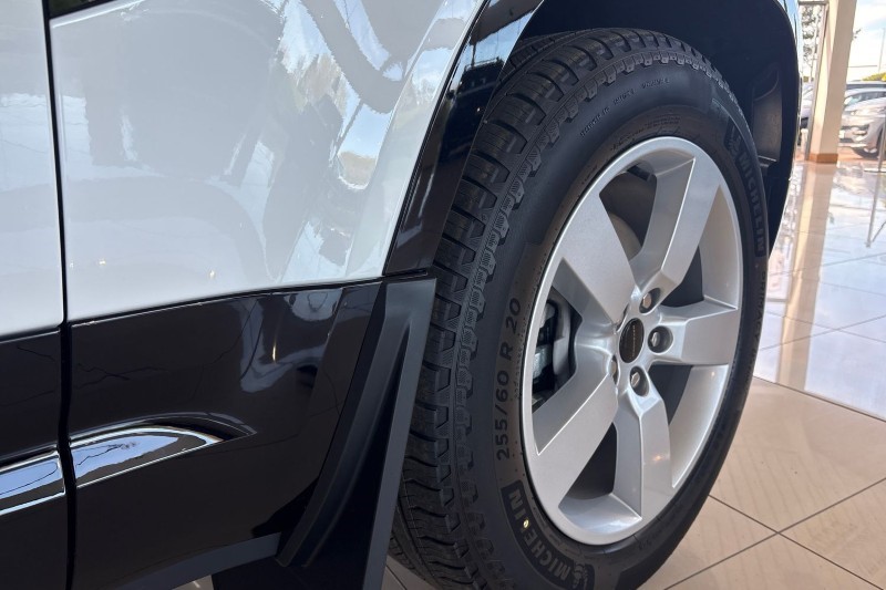  LAND ROVER DEFENDER 3.0 D250 X-Dynamic SE 90 3dr Auto [6 Seat] 5261289