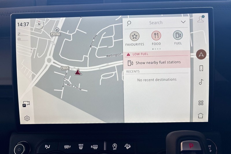  LAND ROVER DEFENDER 3.0 D250 X-Dynamic SE 90 3dr Auto [6 Seat] 5261268