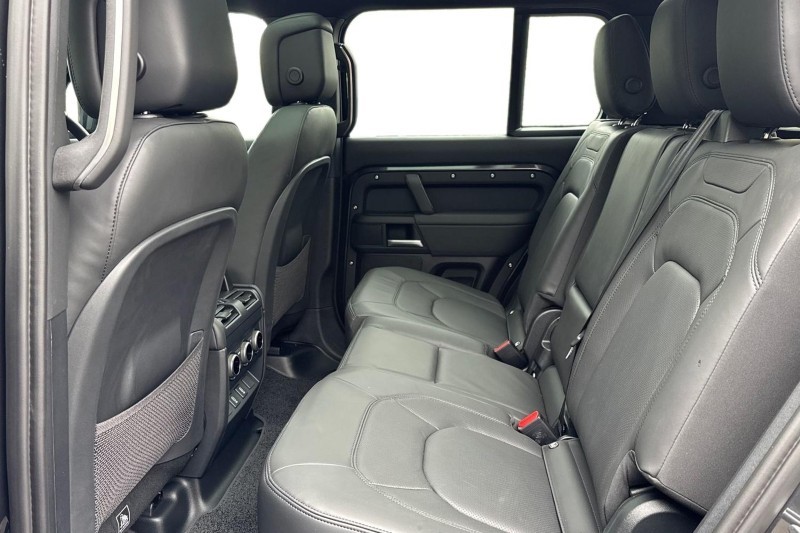  LAND ROVER DEFENDER 3.0 D350 X-Dynamic HSE 110 5dr Auto [7 Seat] 5430605