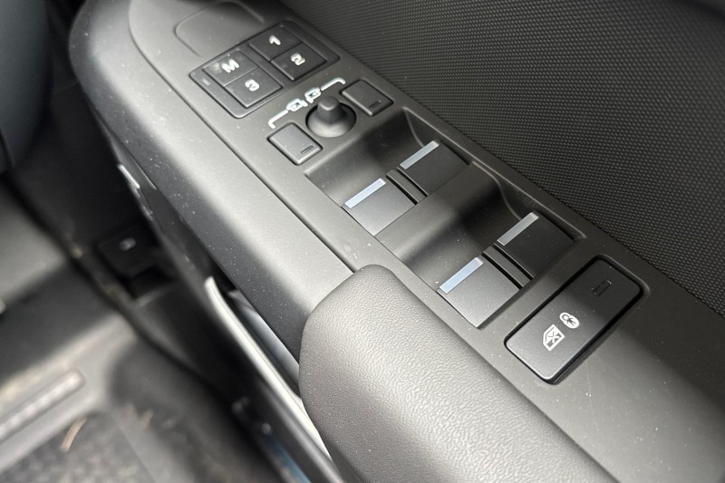  LAND ROVER DEFENDER 3.0 D350 X-Dynamic HSE 110 5dr Auto [7 Seat] 5430625