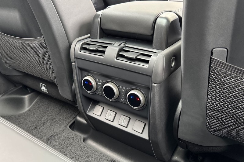  LAND ROVER DEFENDER 3.0 D350 X-Dynamic HSE 110 5dr Auto [7 Seat] 5430619