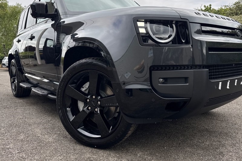  LAND ROVER DEFENDER 3.0 D350 X-Dynamic HSE 110 5dr Auto [7 Seat] 5430646