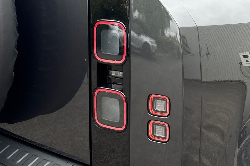  LAND ROVER DEFENDER 3.0 D350 X-Dynamic HSE 110 5dr Auto [7 Seat] 5430651