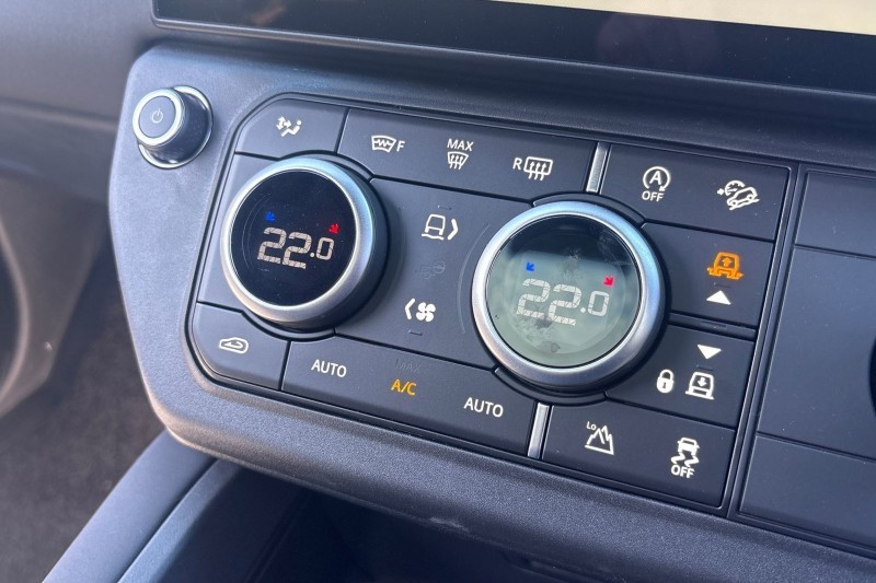  LAND ROVER DEFENDER 3.0 D350 Trophy Edition Keswick 110 5dr Auto 5366577