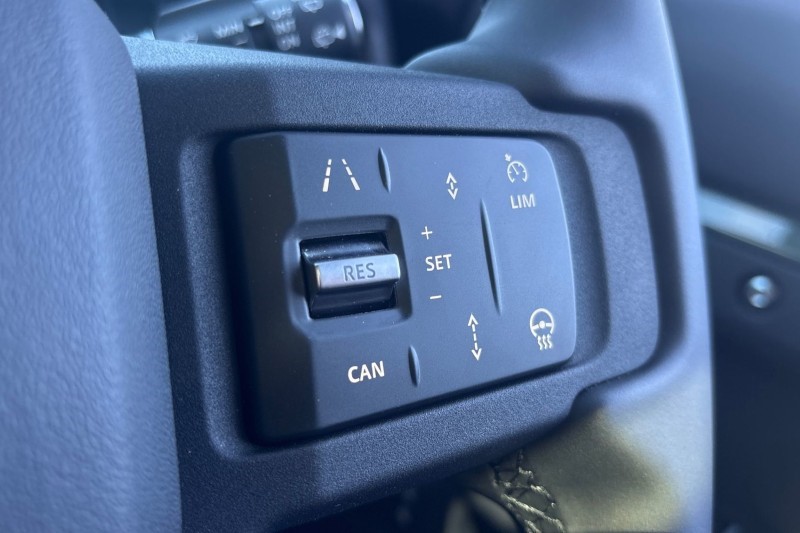  LAND ROVER DEFENDER 3.0 D350 Trophy Edition Keswick 110 5dr Auto 5366572