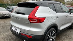2019 (19) VOLVO XC40 2.0 D3 R DESIGN Pro 5dr AWD Geartronic 3047674