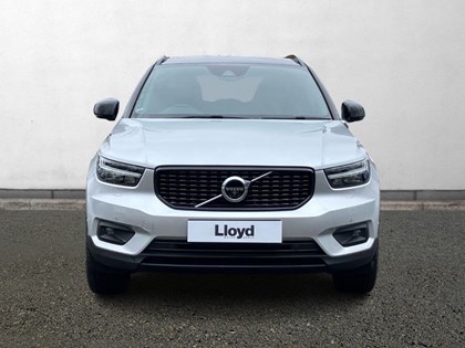 2019 (19) VOLVO XC40 2.0 D3 R DESIGN Pro 5dr AWD Geartronic