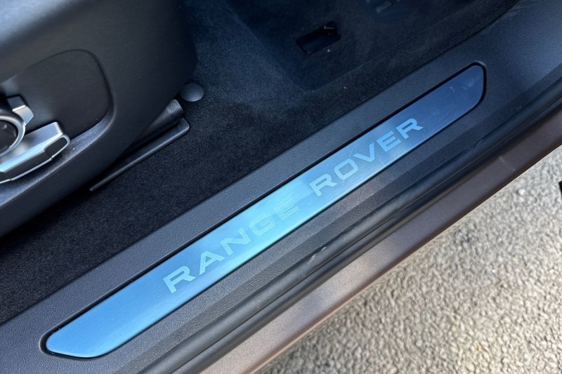  LAND ROVER RANGE ROVER EVOQUE 2.0 D200 Autobiography 5dr Auto [Revised] 5494798