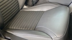 LAND ROVER DISCOVERY 3.0 D350 Gemini 5dr Auto 5402637