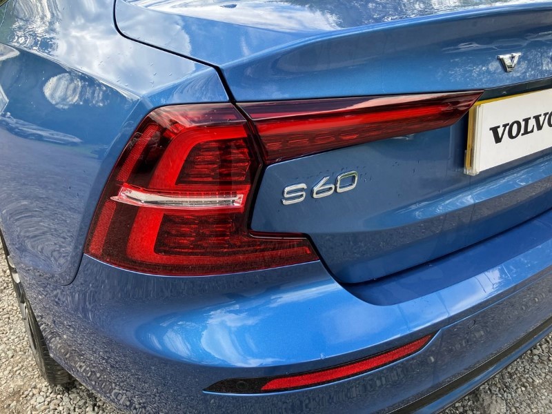 2021 (21) VOLVO S60 2.0 T8 Recharge PHEV R DESIGN 4dr AWD Auto 3472532