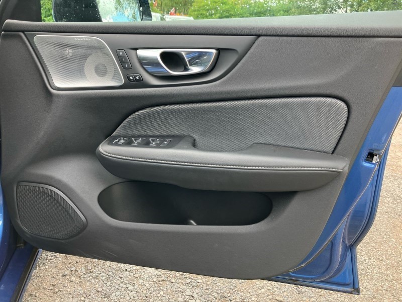 2021 (21) VOLVO S60 2.0 T8 Recharge PHEV R DESIGN 4dr AWD Auto 3472503