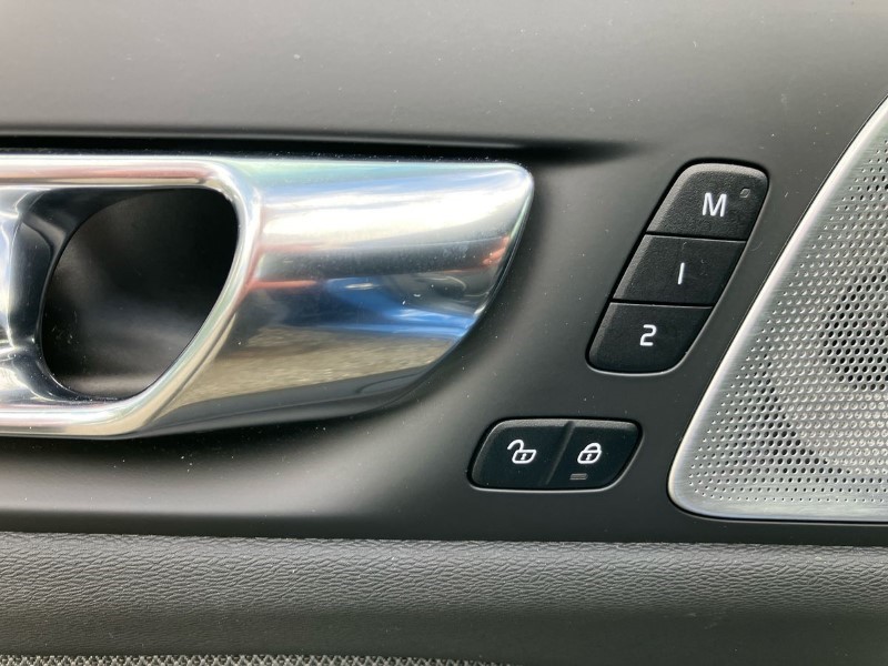 2021 (21) VOLVO S60 2.0 T8 Recharge PHEV R DESIGN 4dr AWD Auto 3472537