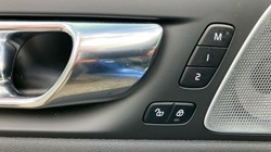 2021 (21) VOLVO S60 2.0 T8 Recharge PHEV R DESIGN 4dr AWD Auto 3472537