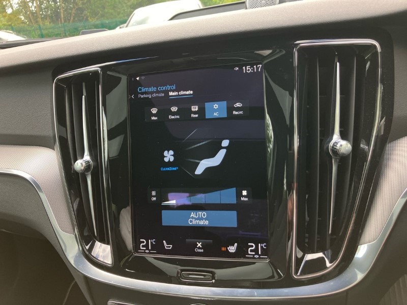 2021 (21) VOLVO S60 2.0 T8 Recharge PHEV R DESIGN 4dr AWD Auto 3472517