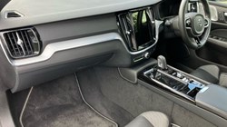 2021 (21) VOLVO S60 2.0 T8 Recharge PHEV R DESIGN 4dr AWD Auto 3472525