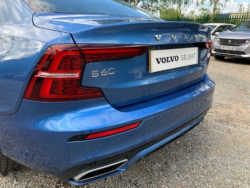 2021 (21) VOLVO S60 2.0 T8 Recharge PHEV R DESIGN 4dr AWD Auto 3472534