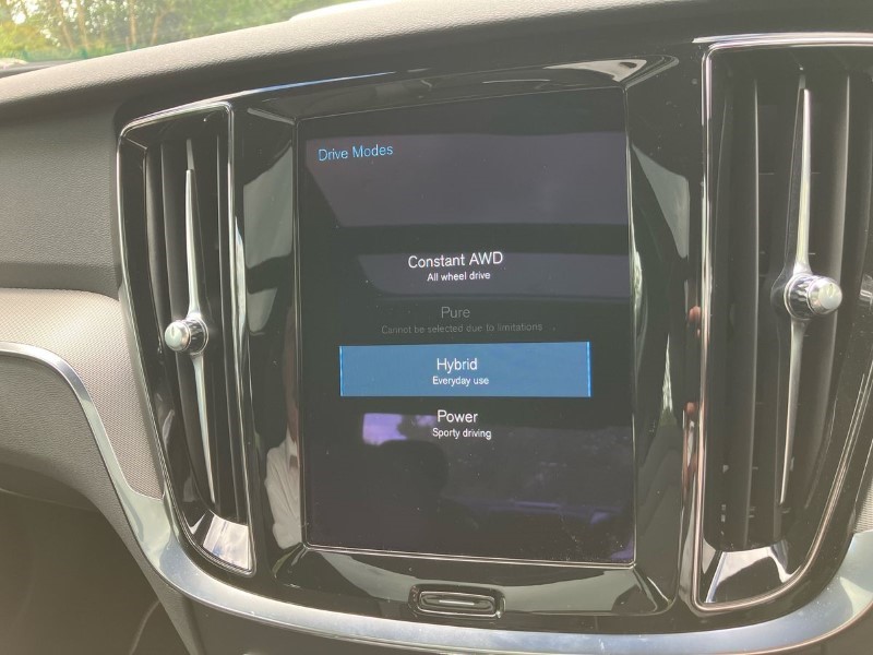 2021 (21) VOLVO S60 2.0 T8 Recharge PHEV R DESIGN 4dr AWD Auto 3472518