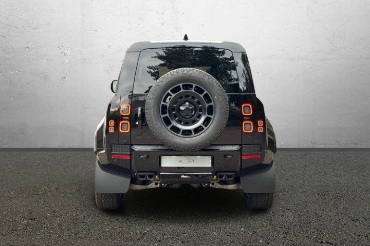  LAND ROVER DEFENDER 4.4 P635 Octa Black 110 5dr Auto 5866837
