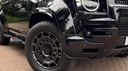 LAND ROVER DEFENDER 4.4 P635 Octa Black 110 5dr Auto 5866877