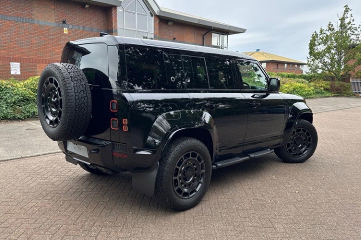  LAND ROVER DEFENDER 4.4 P635 Octa Black 110 5dr Auto 5866886