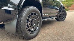 LAND ROVER DEFENDER 4.4 P635 Octa Black 110 5dr Auto 5866883