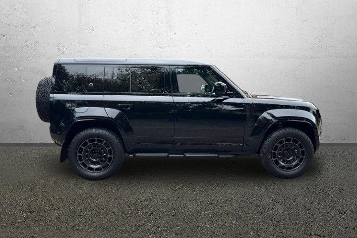  LAND ROVER DEFENDER 4.4 P635 Octa Black 110 5dr Auto 5866836