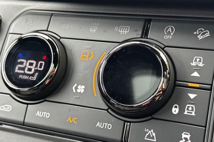  LAND ROVER DEFENDER 4.4 P635 Octa Black 110 5dr Auto 5866871
