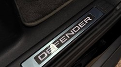 LAND ROVER DEFENDER 4.4 P635 Octa Black 110 5dr Auto 5866873