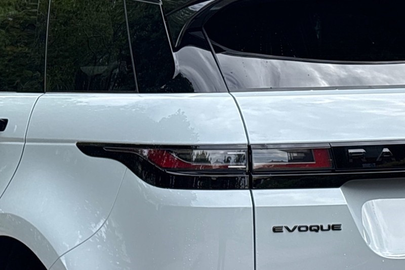  LAND ROVER RANGE ROVER EVOQUE 2.0 D200 Hoxton Edition 5dr Auto 5495023