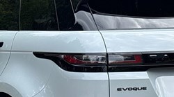 LAND ROVER RANGE ROVER EVOQUE 2.0 D200 Hoxton Edition 5dr Auto 5495023