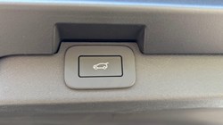 LAND ROVER DISCOVERY 3.0 D350 Tempest 5dr Auto 5597310