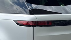 LAND ROVER RANGE ROVER SPORT 4.4 P635 V8 SV Ultimate Edition 5dr Auto 5585548