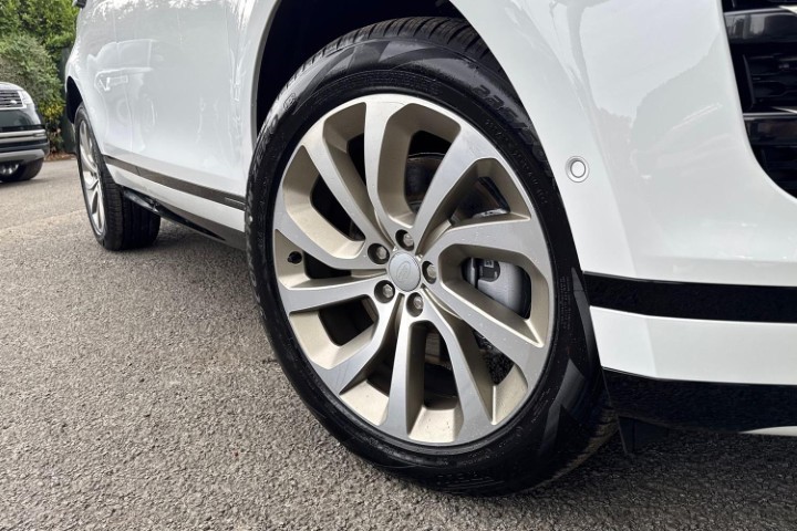 LAND ROVER RANGE ROVER EVOQUE 2.0 D200 Hoxton Edition 5dr Auto 5865395