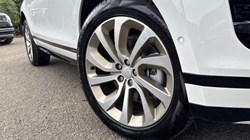 LAND ROVER RANGE ROVER EVOQUE 2.0 D200 Hoxton Edition 5dr Auto 5865395