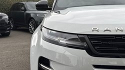 LAND ROVER RANGE ROVER EVOQUE 2.0 D200 Hoxton Edition 5dr Auto 5865368