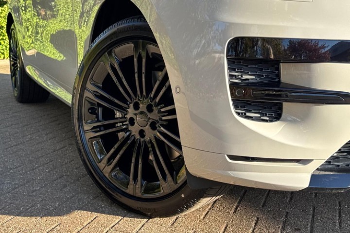LAND ROVER RANGE ROVER SPORT 3.0 D300 Dynamic SE 5dr Auto 5972637