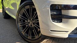 LAND ROVER RANGE ROVER SPORT 3.0 D300 Dynamic SE 5dr Auto 5972637