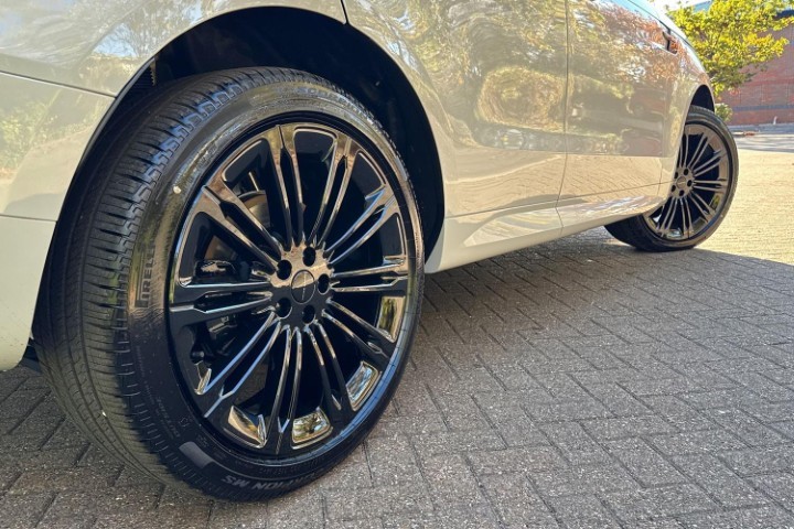 LAND ROVER RANGE ROVER SPORT 3.0 D300 Dynamic SE 5dr Auto 5972641