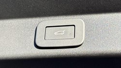 LAND ROVER RANGE ROVER SPORT 3.0 D300 Dynamic SE 5dr Auto 5972633