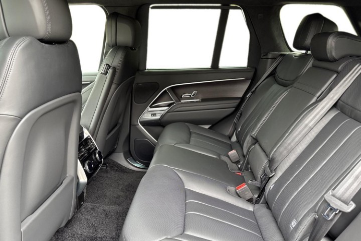  LAND ROVER RANGE ROVER 3.0 D300 Westminster Edition 4dr Auto 5865254