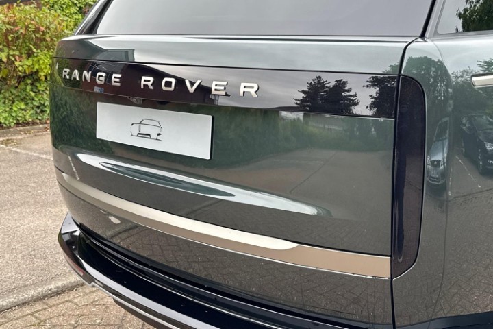  LAND ROVER RANGE ROVER 3.0 D300 Westminster Edition 4dr Auto 5865300
