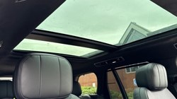 LAND ROVER RANGE ROVER 3.0 D300 Westminster Edition 4dr Auto 5865271