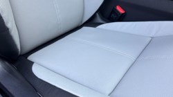 LAND ROVER RANGE ROVER VELAR 3.0 D300 MHEV Belgravia Edition Satin 5dr Auto 5634946