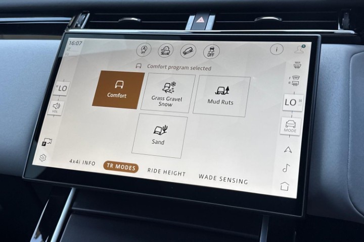  LAND ROVER RANGE ROVER VELAR 3.0 D300 MHEV Belgravia Edition Satin 5dr Auto 5634959
