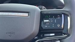 LAND ROVER RANGE ROVER VELAR 3.0 D300 MHEV Belgravia Edition Satin 5dr Auto 5634950